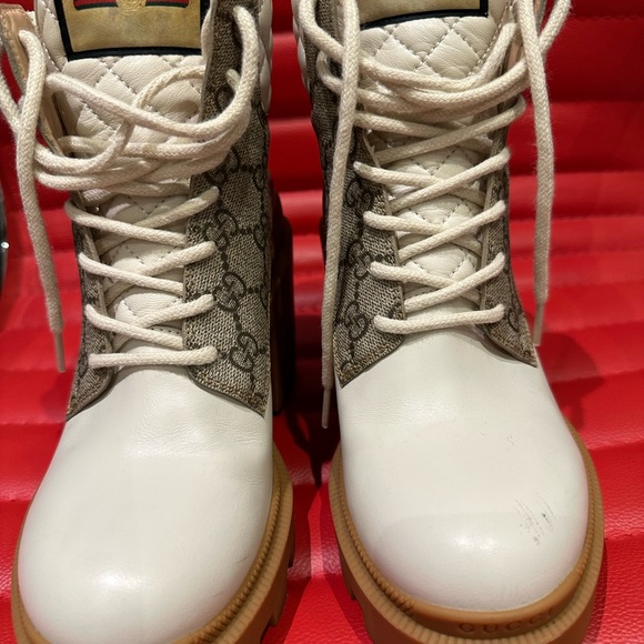 Gucci Women's Lace-Up White and Tan Boots - Picture 2 of 6